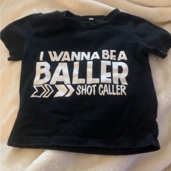 3T boys shirts, yellow hoodie is 2T, black shirt is 2T. To big for my son. - Picture 4 of 16